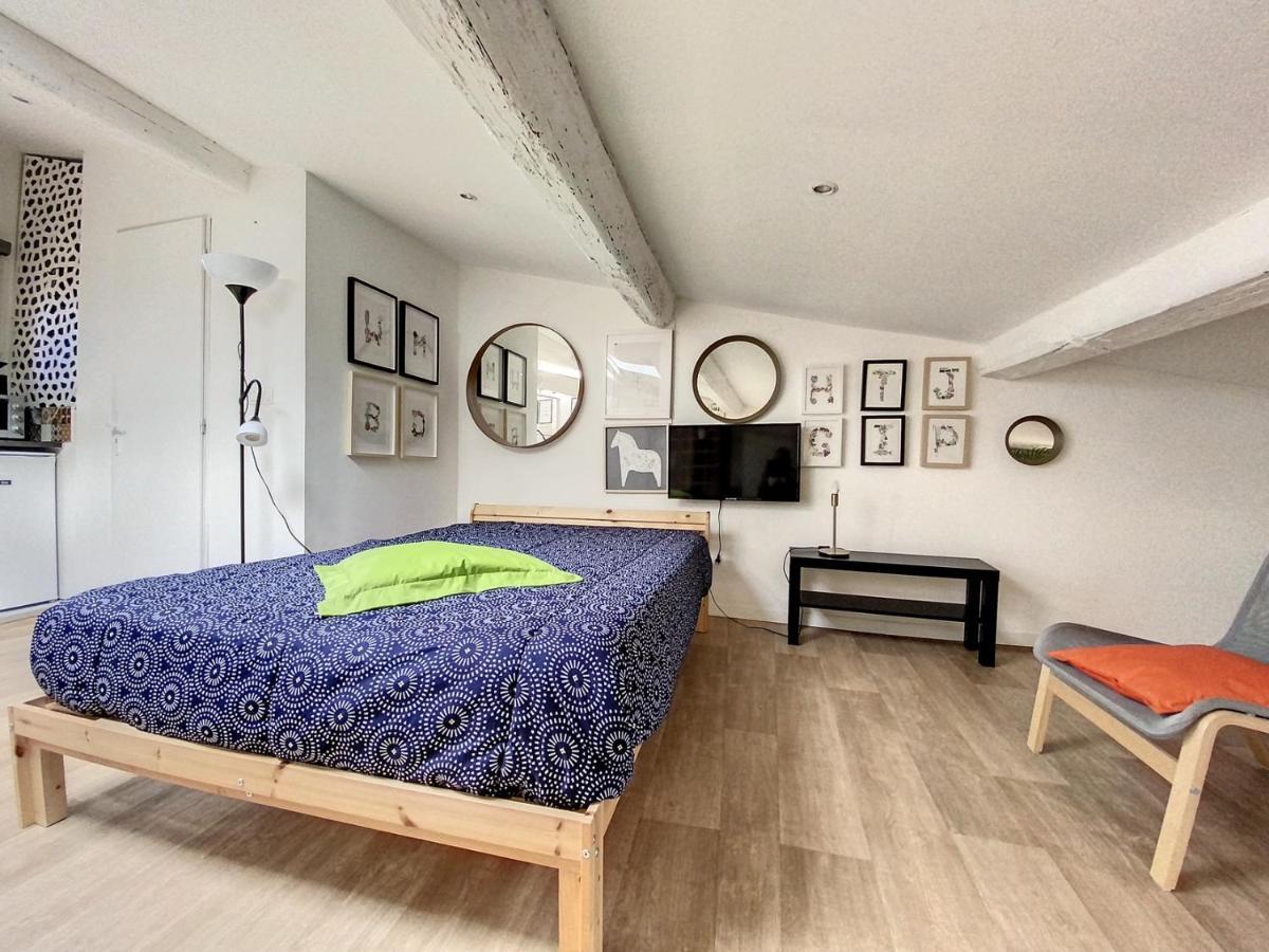 Grand St Pierre Studio Mansarde Atypique Climatise Sète Exteriér fotografie